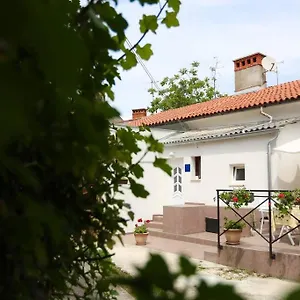 Charming In Town Center Pula